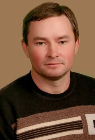 Цеомашко Василий Васильевич, В 2003 г. окончил МГПУ по специальности учитель географии, истории, основ экономики и организатора краеведческо- туристической работы. Цеомашко Василий Васильевич, В 2003 г. окончил МГПУ по специальности учитель географии, истории, основ экономики и организатора краеведческо- туристической работы.